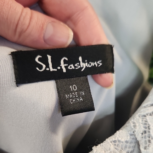 Silver Sleeveless Scoop Neck Bodycon Mini Dress Size 10 - Picture 2 of 14